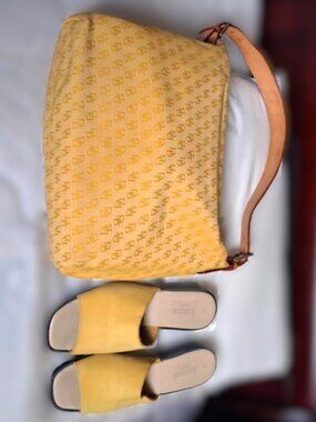 VINTAGE Dooney & Bourke Bag + Italian Made Jessica Slide Y2K Aesthetic